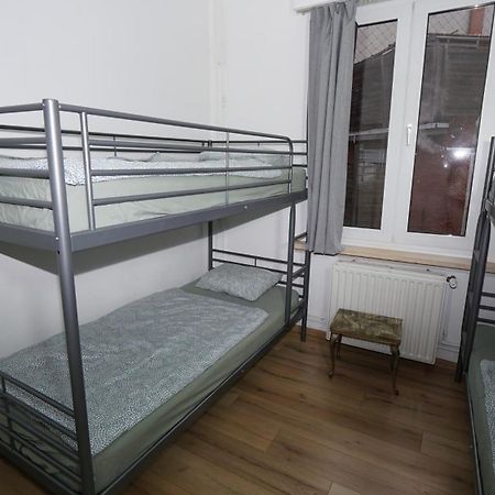 Villa St Thomas House Anversa Esterno foto